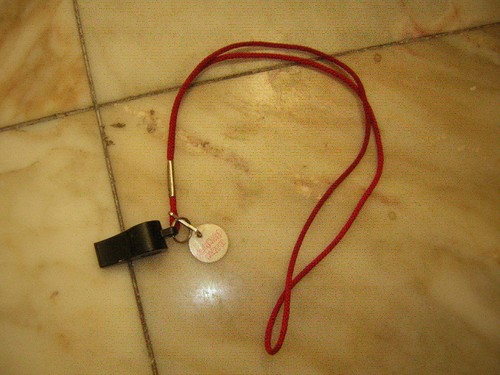 MEATBALLS 2 PROMO WHISTLE WITH LANYARD 1984 VINTAGE PAUL REUBENS