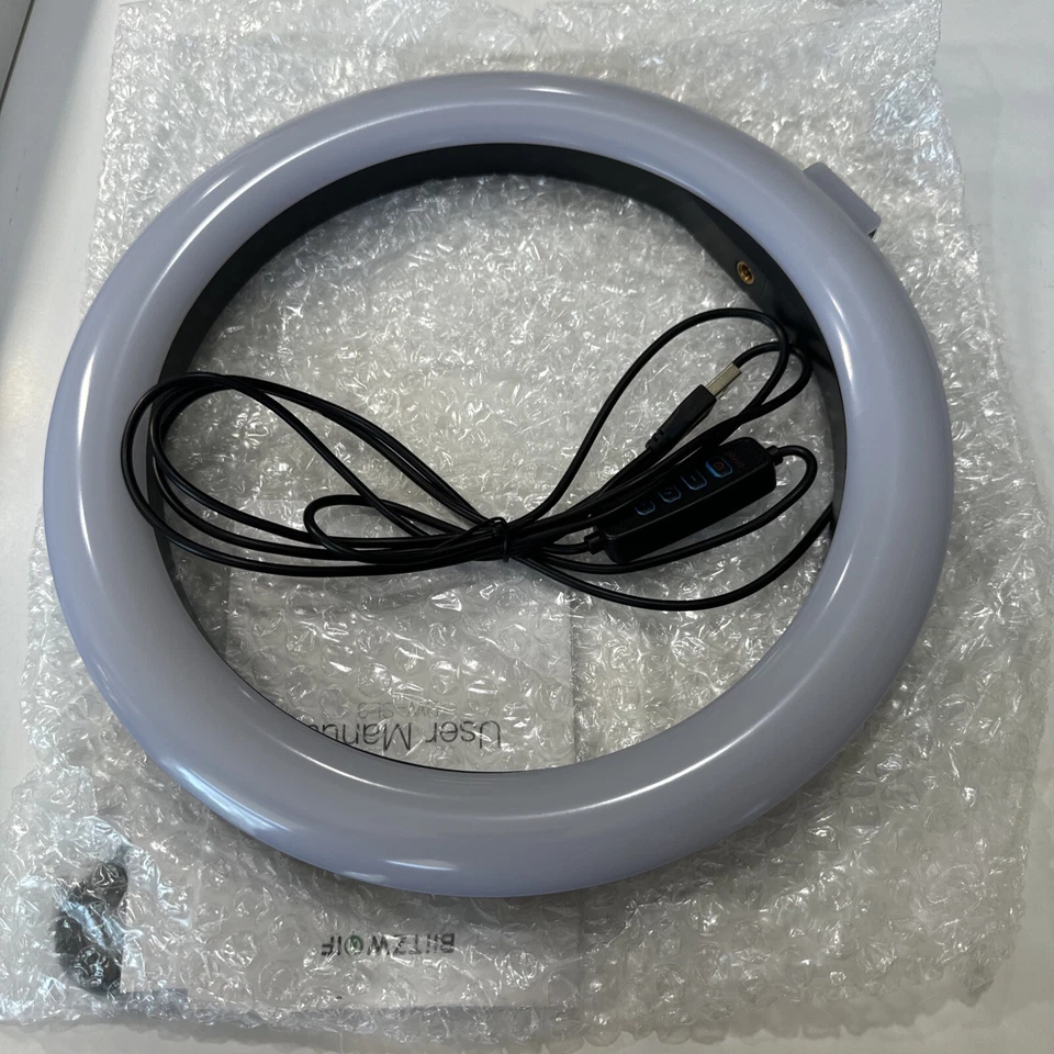 BlitzWolf Dimmable LED Ring Light Tripod Selfie Light Model BW-SL3 - Image 2 of 4