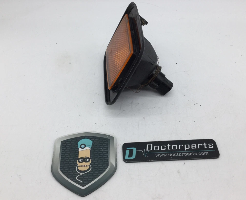 03 - 09 HUMMER H2 INDICADOR DERECHO ENTRENADORES LUZ SEÑAL USADO OEM PARK/GIRE  Foto 2 de 4