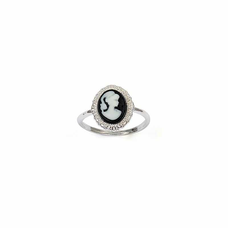 Bague camée fond noir en argent massif 925 : le cadeau idéal au charme ancien