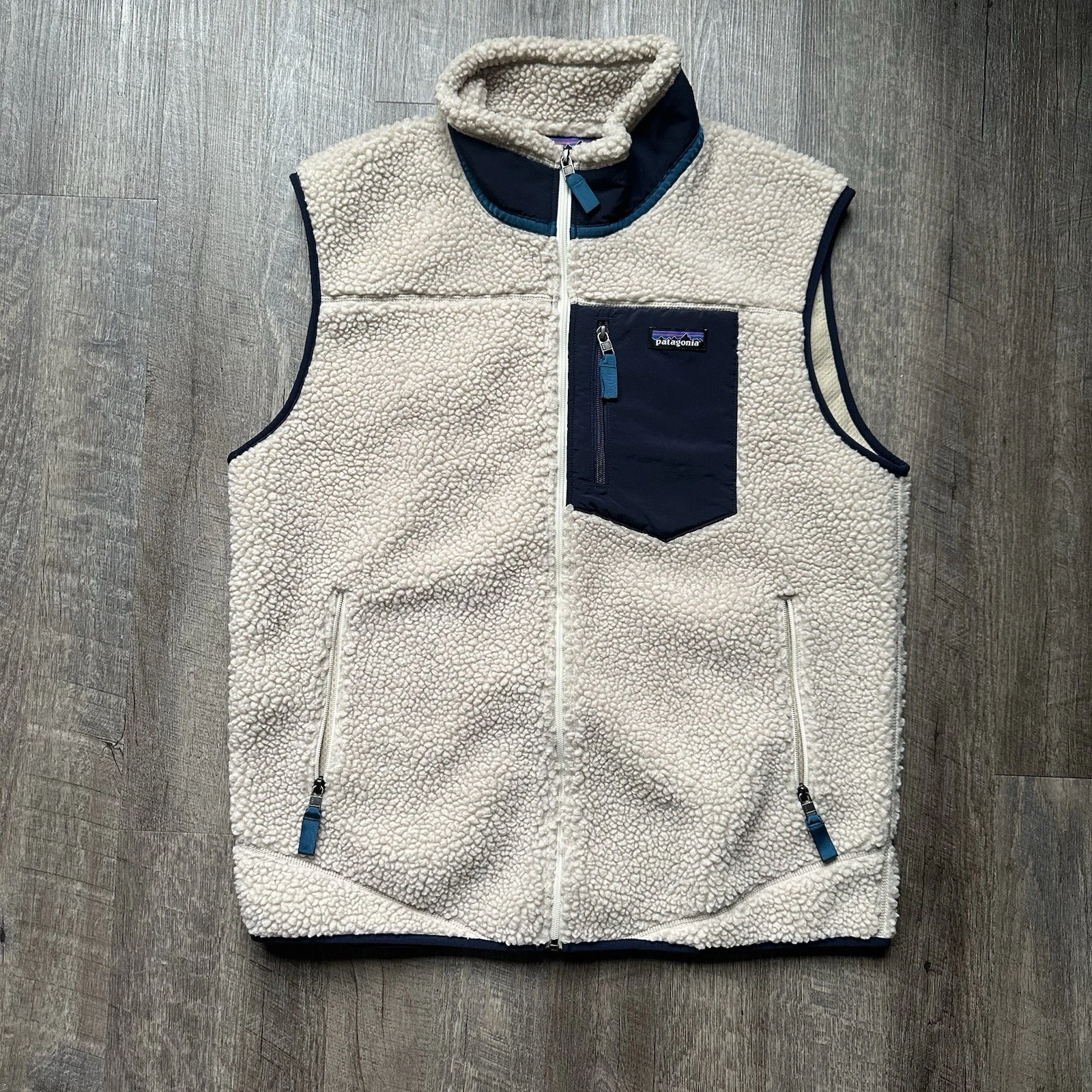 Patagonia Men's Classic Deep Pile RETRO-X FLEECE VEST Oatmeal Blue Size Large