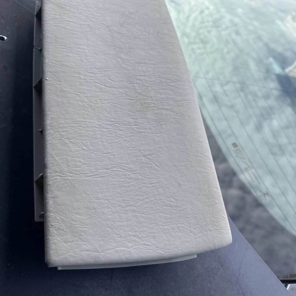 LEXUS GS350 GS430 2006-11 PANEL PUERTA DELANTERA IZQUIERDA ALMACENAMIENTO GRIS CLARO DONANTE 2011🔥 Foto 3 de 4