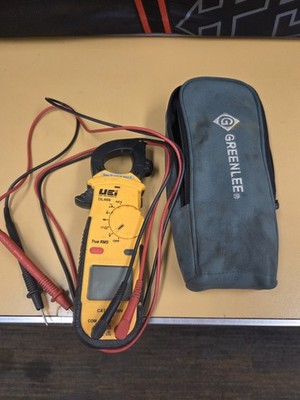UEI DL469 CLAMP METER