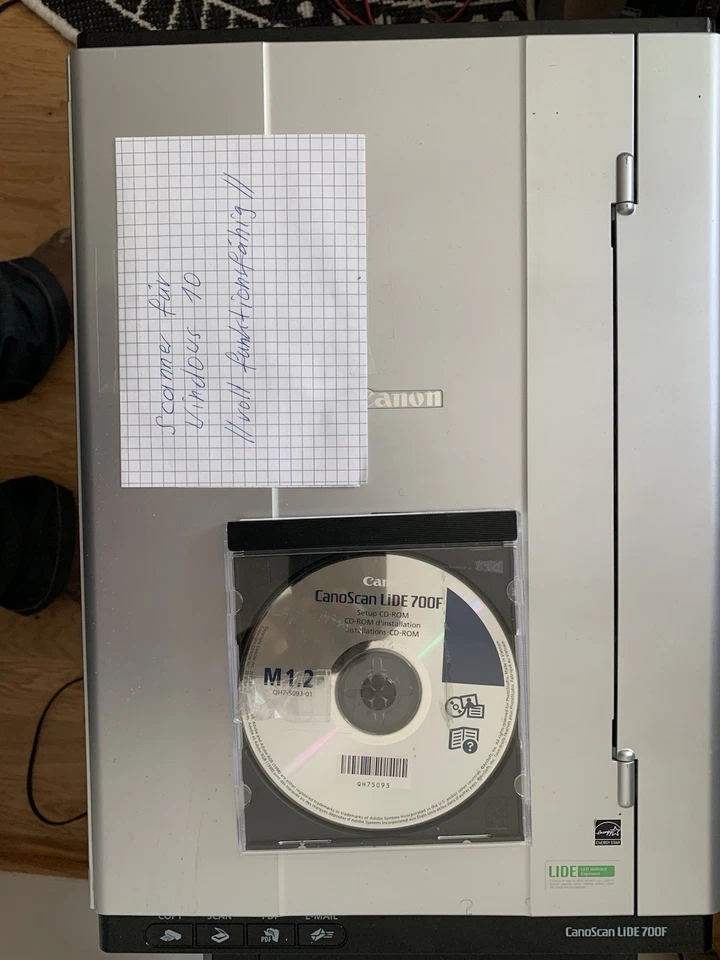 Canon - CanoScan  - Lide 700F -  Strom über USB - Kein extra Stromkabel nötig