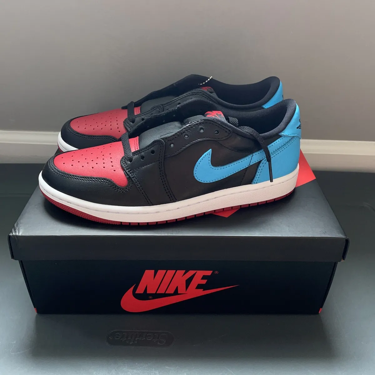 BRAND NEW WITH BOX - Jordan 1 Retro Low OG NC to CHI - Size W8 M6