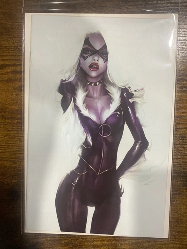 AMAZING SPIDERMAN #19 * NM+ * IVAN TAO VIRGIN MEGACON WHITE VARIANT BLACK CAT 🔥