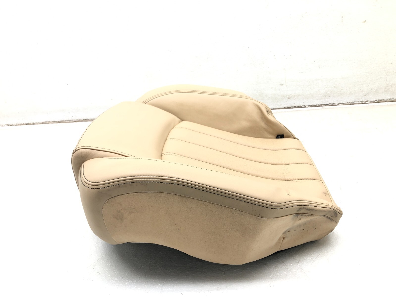 2008-2012 MASERATI GRANTURISMO S M145 REAR LOWER SEAT BOTTOM CUSHION OEM