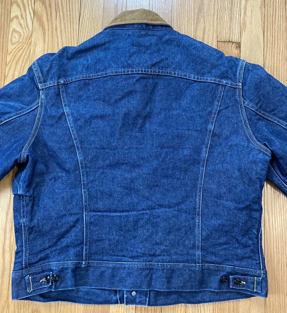 s-l1200.jpg s-l1200.jpg