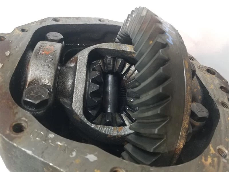 Carrier Front Axle 3.54 Ratio Fits 92-96 BRONCO 561609 - Image 2 of 4