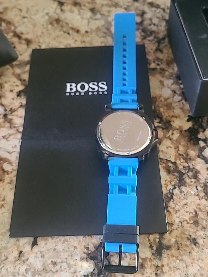 Reloj Hugo Boss Sao Paulo, Correa Silicona 1513108 RARO Azul Negro Precio de venta sugerido por el fabricante 205,00 Foto 4 de 4