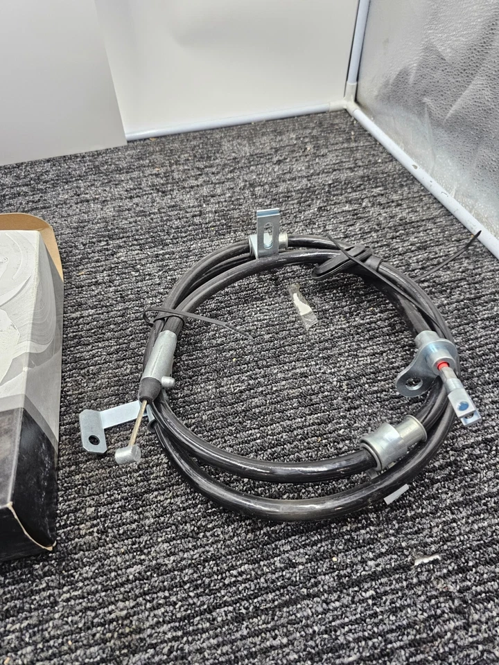 Cable freno estacionamiento trasero izquierdo Nissan Altima 2007-2012 BCA661001 Foto 4 de 4