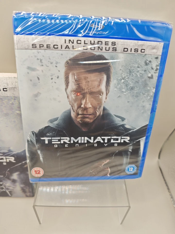Terminator Genisys Hmv Exclusive 2 disc (Blu-Ray) with Lenticular Slipcover - Image 3 of 4