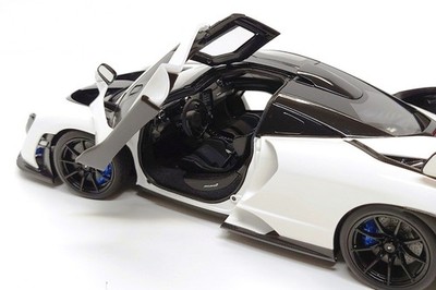 AUTOart 1:18 McLaren Senna in Vision Pure / White | eBay
