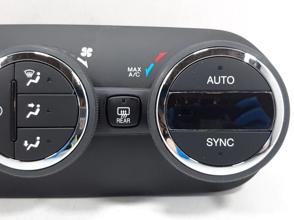 JEEP RENEGADE M-JET LIMITED 2016 Heater Control Panel 735646106 - Image 3 of 4