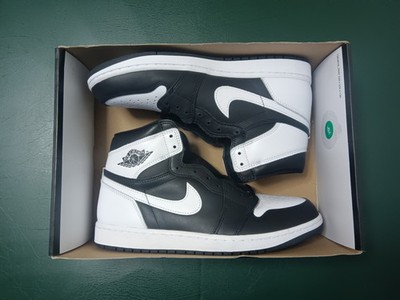 AIR JORDAN 1 HIGH OG ( Black/White) Size 10