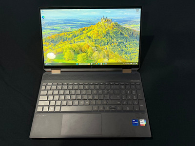 HP Spectre x360 15-EB1043DX 15.6'' 4K Touch i7-1165G7 16GB RAM 512GB SSD 2-in-1