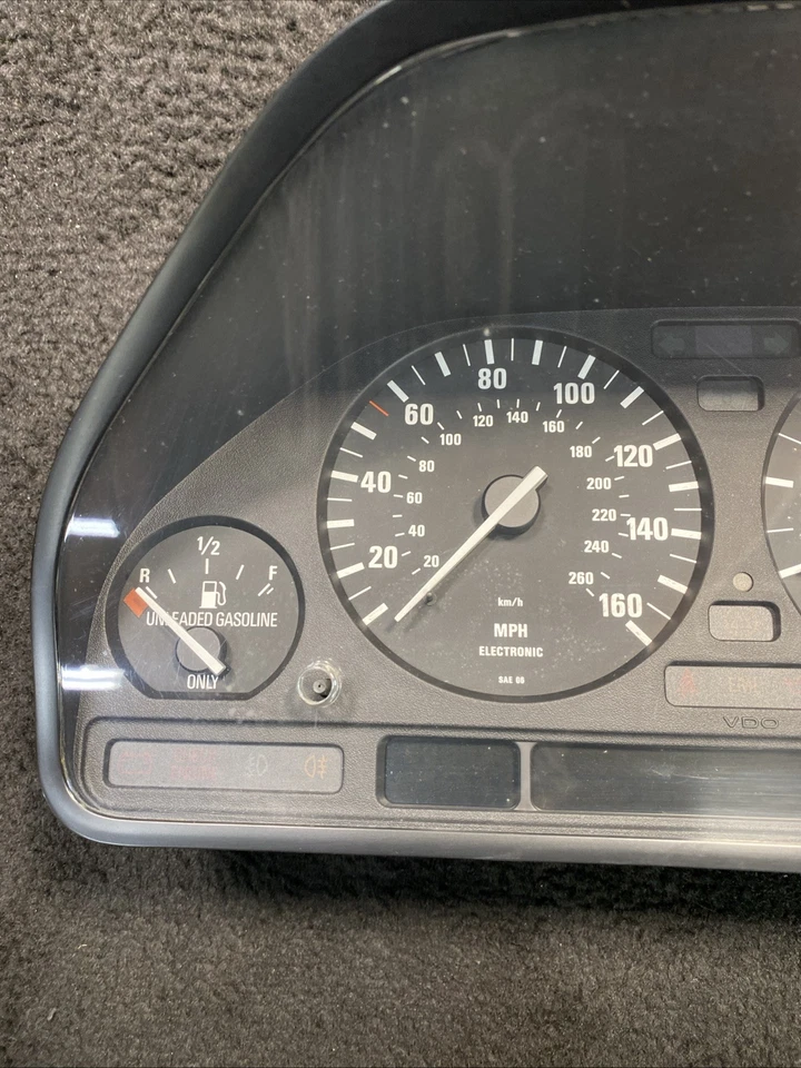 Cuadro de instrumentos velocímetro BMW 740i 1993-1994 OEM 8359217 Foto 2 de 4