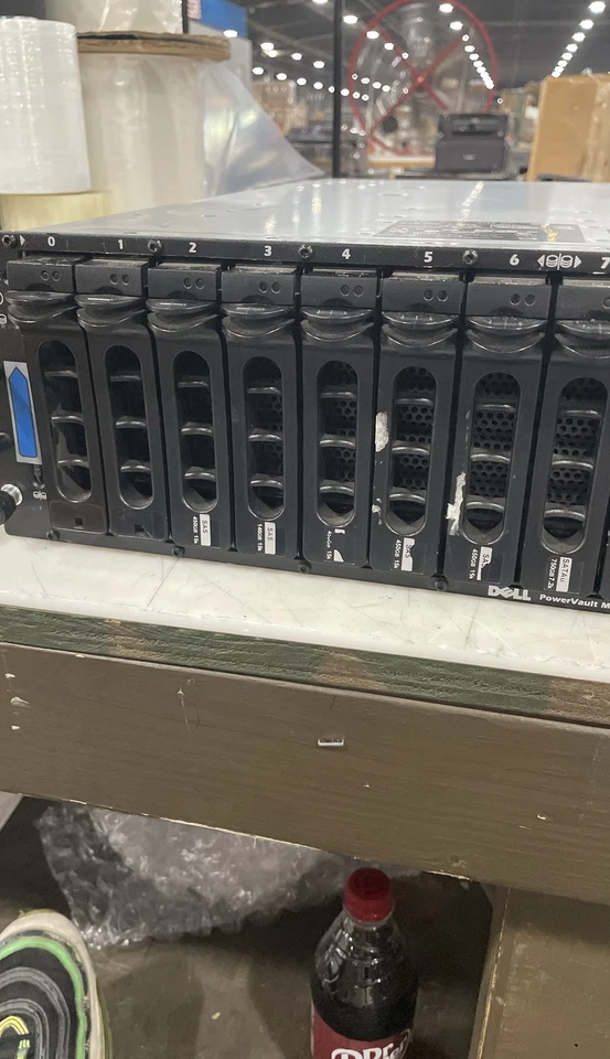 Dell PowerVault MD3000 SAS Storage Array 15-Bay Rackmount Enclosure No HDD - Image 3 of 4