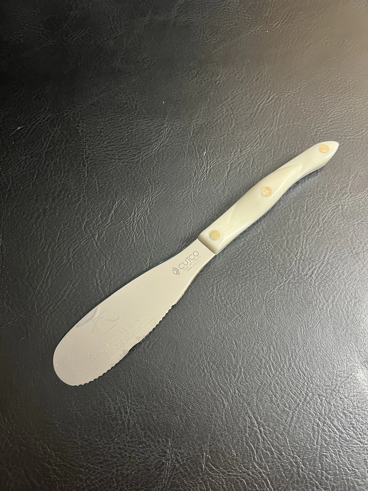 Cutco 1768 KQ Spatula Spreader Bagel Knife Pearl White 5" Serrated Blade Engrave