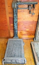 Vintage Antique Fairbanks Standard Floor Scale Weights Wood Metal No. 10 1/2
