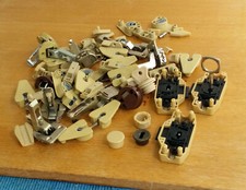 3 szuflady / zamki do szafek + zawiasy składane + okucia meblowe