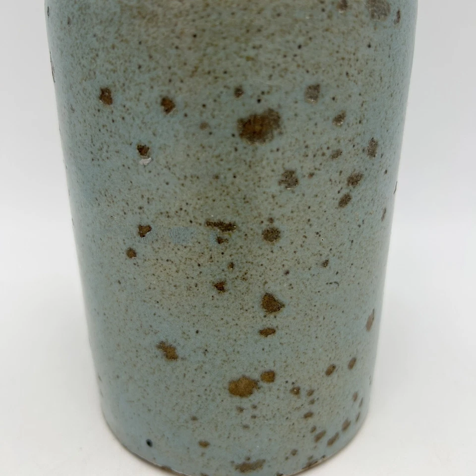 Jarrón de cerámica Dimond Home botella de leche azul gris Vietnam 7,5" x 4" marcado Foto 2 de 4