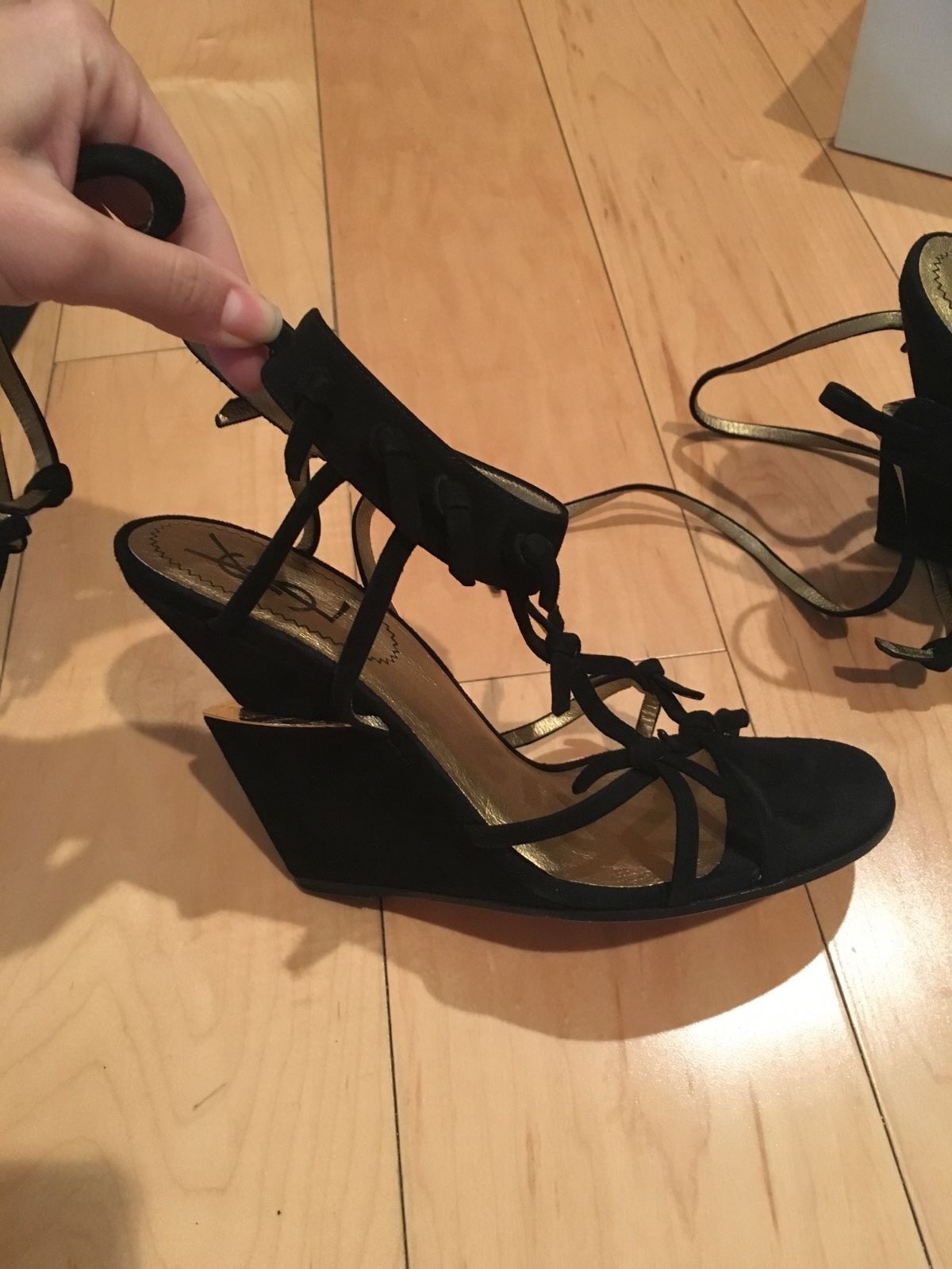 Sandali neri Yves Saint Laurent Trybal in pelle scamosciata zeppa con fiocchi taglia 36 5EU 6US