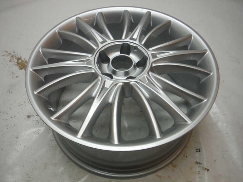 MASERATI QUATTROPORTE FRONT WHEEL RIM 8.5JX19 OEM 670010508