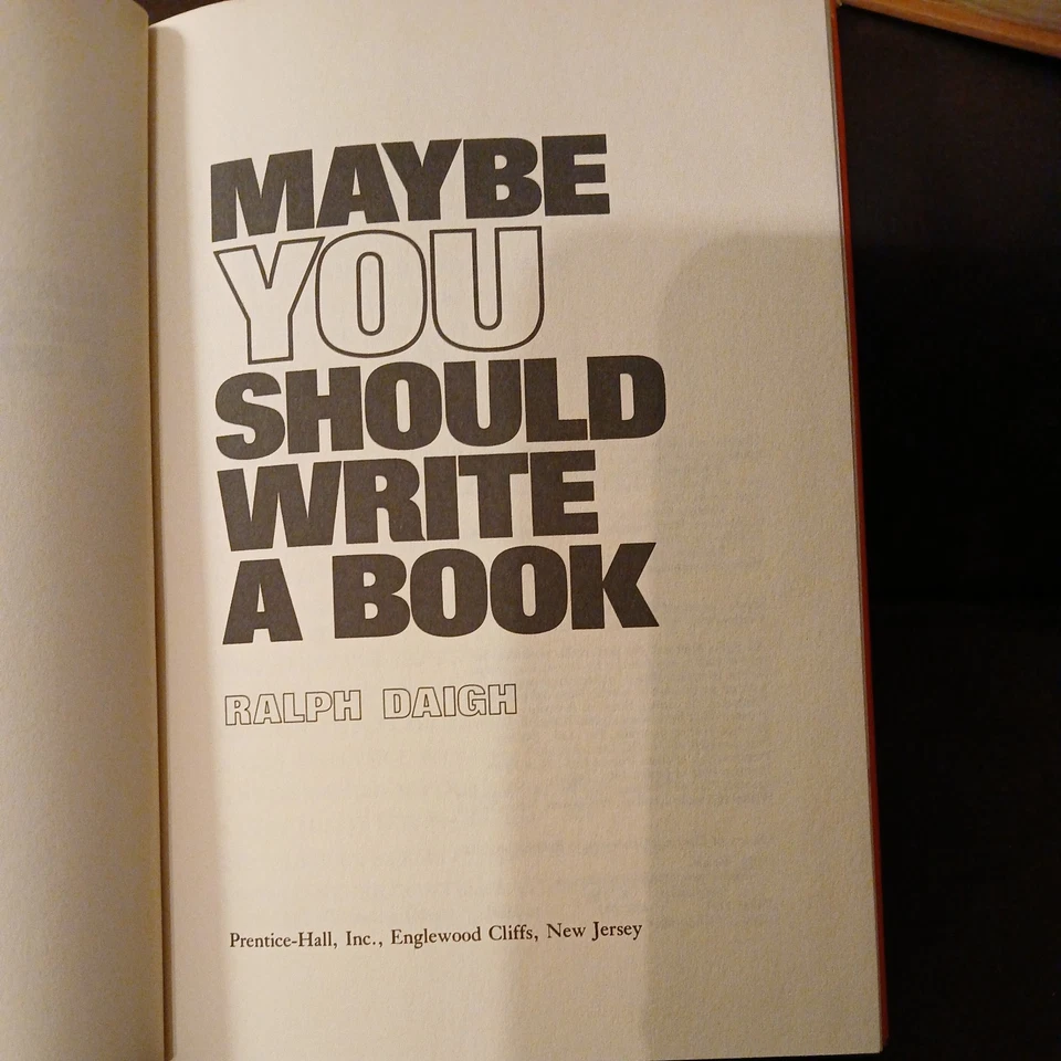 MAYBE YOU SHOULD WRITE A BOOK by Ralph Daigh with Isaac Asimov, Louis L'Amour Foto 4 de 4