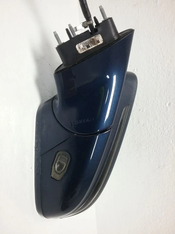 Оригинальные лампы с подогревом памяти для бокового зеркала водителя Lincoln MKC 2016 годов выпуска подходят для моделей 15–19 годов выпуска - Изображение 3 из 4