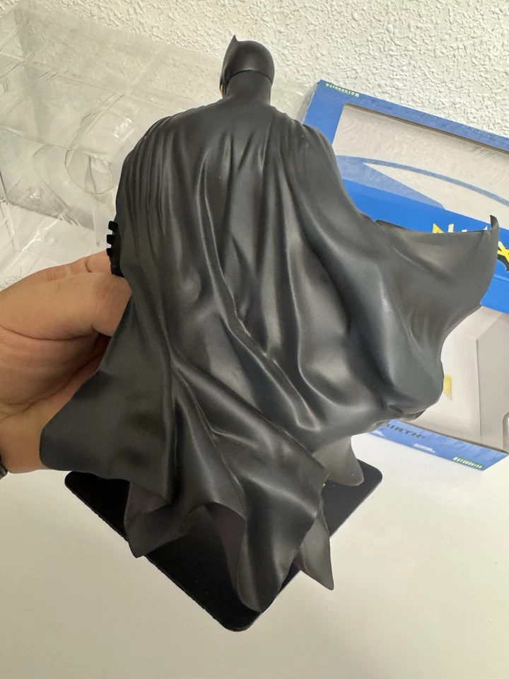 FIGURA ESTATUA KOTOBUKIYA ARTFX+ BATMAN REBIRTH ESCALA 1/10 NUEVA A ESTRENAR - Imagen 4 de 4