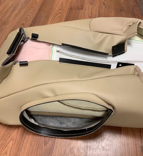 CUBIERTA CADILLAC DTS 2006-2008 25984379 - NUEVA OEM 25984379 Foto 4 de 4