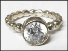 Ladies Vintage 925 Sterling Silver Bumpy Design Crystal CZ Solitaire Ring Size 6