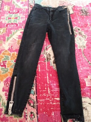 Womens Juniors size giant side zipper black distressed skinny