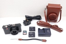 LEICA D-LUX 4 DIGITAL CAMERA - 2.5x ZOOM - 10.1MP - BLACK - USED CONDITION