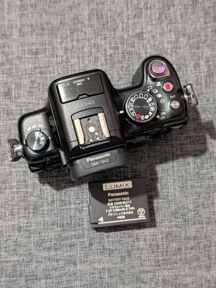 Corpo da câmera Panasonic LUMIX DMC-GH2 16.0MP, bateria + carregador BAIXA CONTAGEM DE OBTURADOR - Imagem 4 de 4