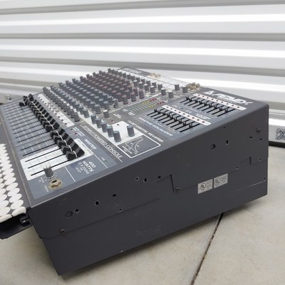 Peavey XR 1204 Powered Sound Reinforcement Mixing Console - 210