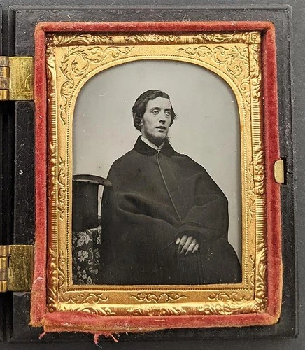 UNION CASE VICTORIAN NINTH PLATE AMBROTYPE GENTLEMAN IN OVERCOAT c1860​​