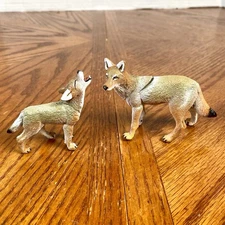 Safari Ltd ~ Coyote and Baby (Pup) toy figures ~ 2010 ~ Mother is 3.5" Long