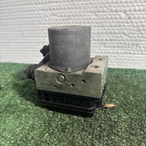 2009–2012 Audi A4 A5 S4 S5 Quattro ABS Control Module Pump OEM 8K0 907 379 CA - Picture 4 of 6