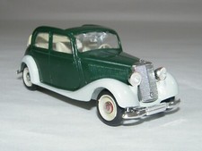 VITESE, VITEFE, MERCEDES BENZ 1:43 170V GREEN CONVERTIBLE VITESSE, USED & NICE!