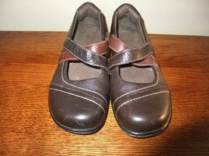 clarks casual shoes womens