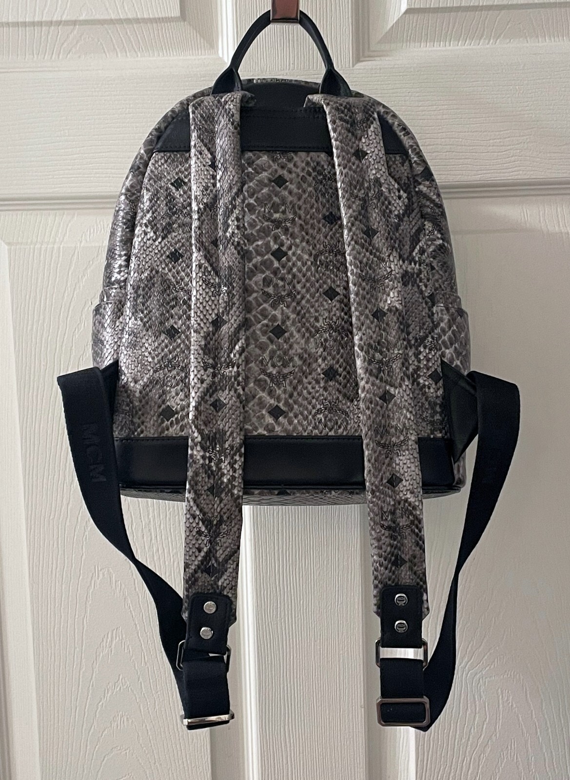 MCM GRAY PYTHON SNAKE BLACK DIAMOND PRINT MONOGRA… - image 6