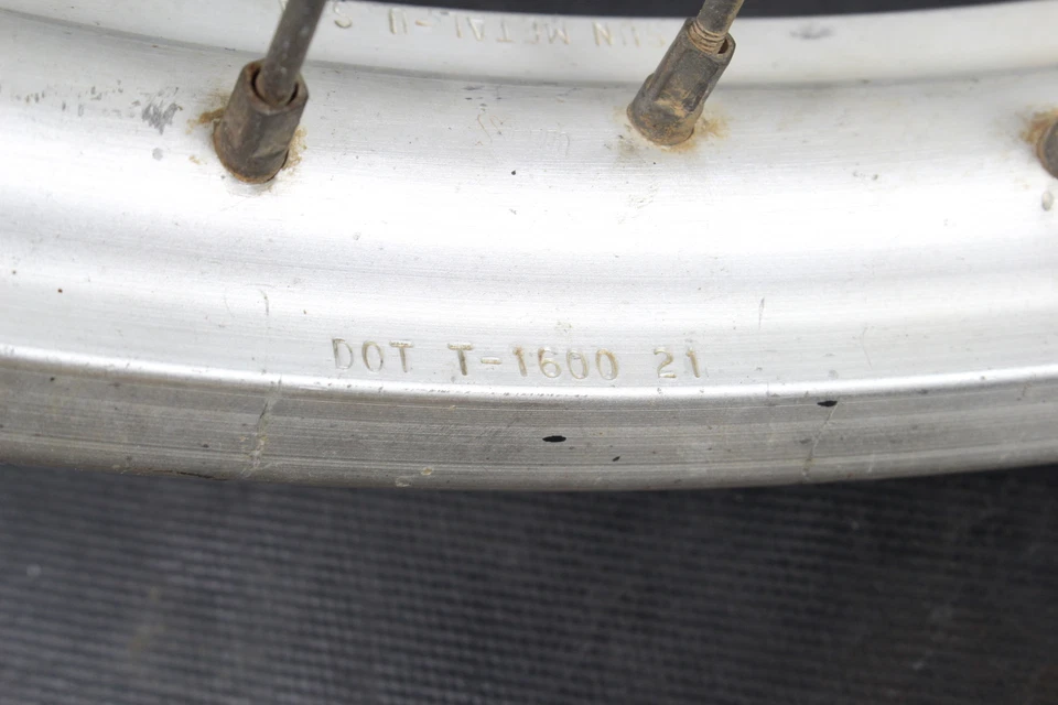 Honda CR125R 1986 rueda delantera completa B4357 Foto 4 de 4