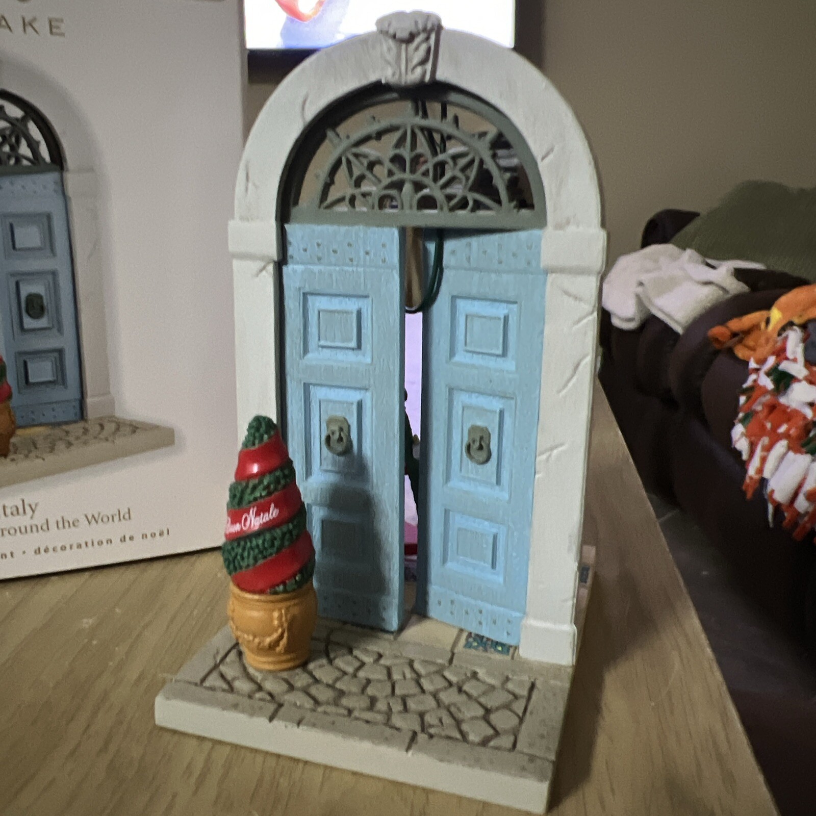 Hallmark Keepsake 2008 ITALY Doorways Around The World 4 Series