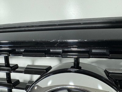 2019-2021 VOLVO XC40 FRONT BUMPER UPPER GRILL OEM 31457346 for