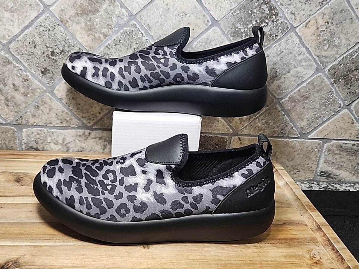 Alegria by PG Lite Eden Women’s Size 37 Leopard Print Clogs Slip On Work  Shoes
