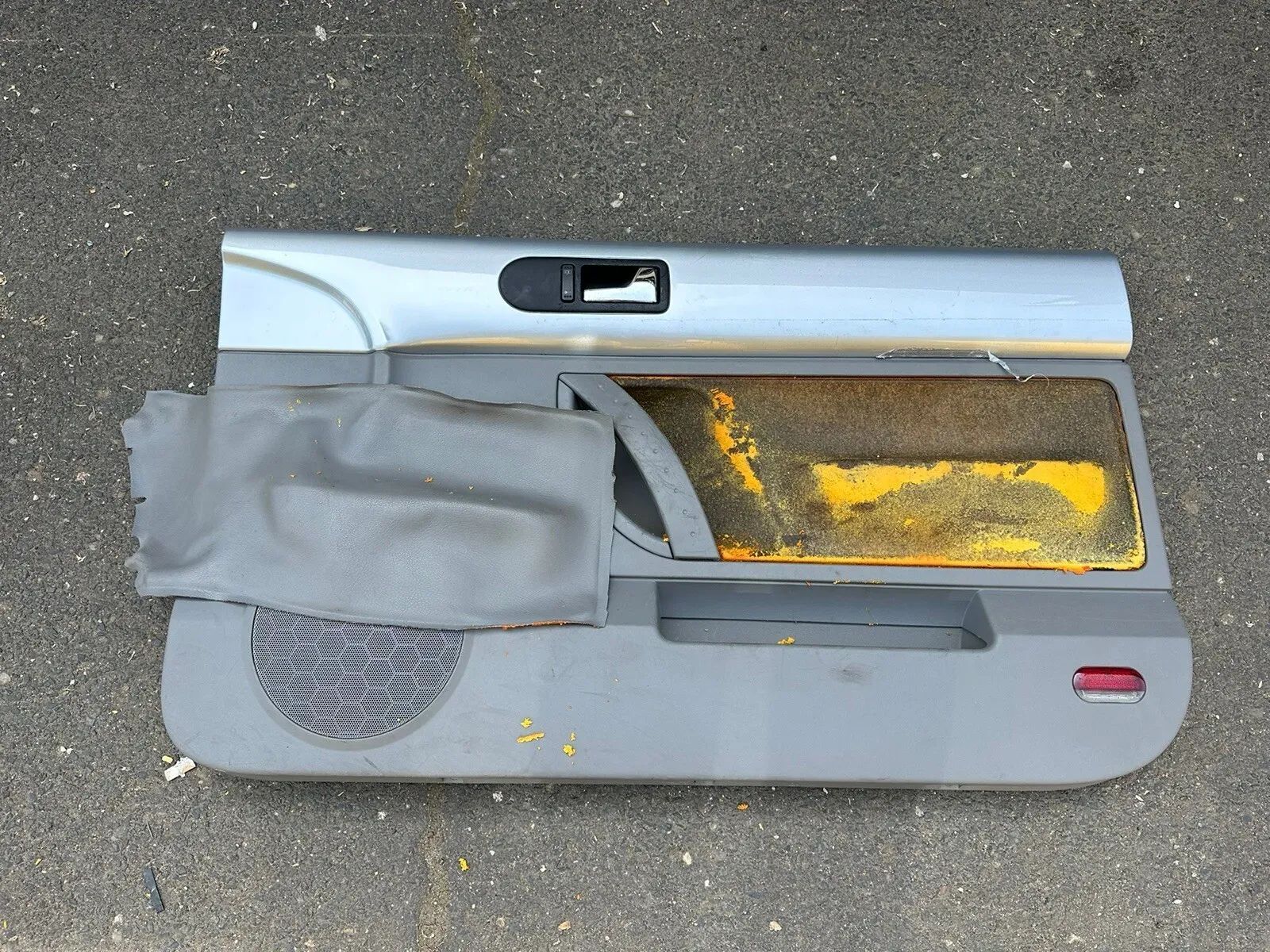 Picture 1 of 3