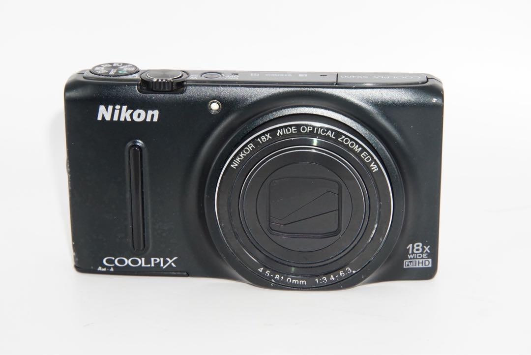 NIKON　COOLPIX　S9400 Nikon COOLPIX S9400 18.1MP Digital Camera 18x Optical Zoom