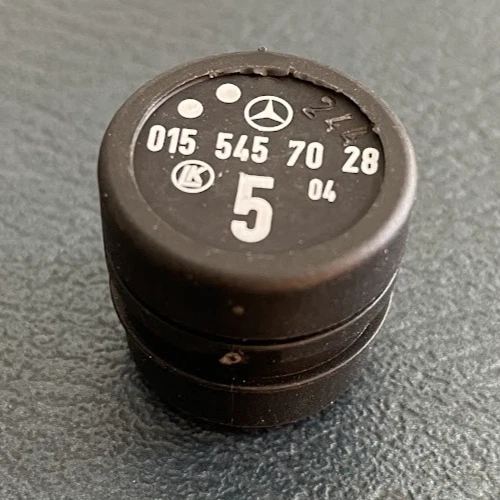 Ｍベンツ140-600SEL-リサイクル各種部品販売 Genuine OEM Parts & Accessories for Mercedes-Benz 600SEL for sale